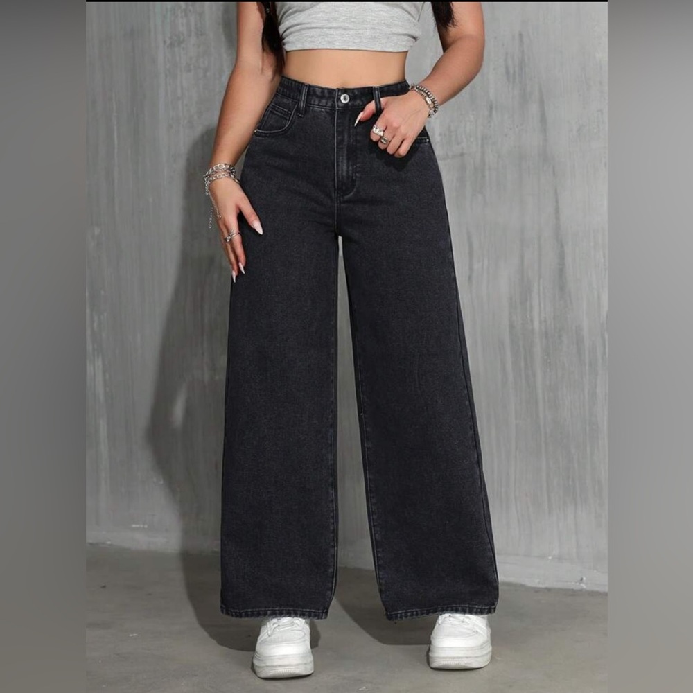 Women's Black Wide-Leg Jeans - Petite